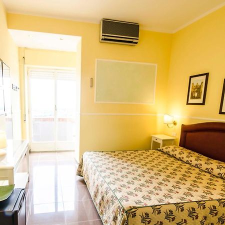 טרקיניה Hotel Tarconte מראה חיצוני תמונה