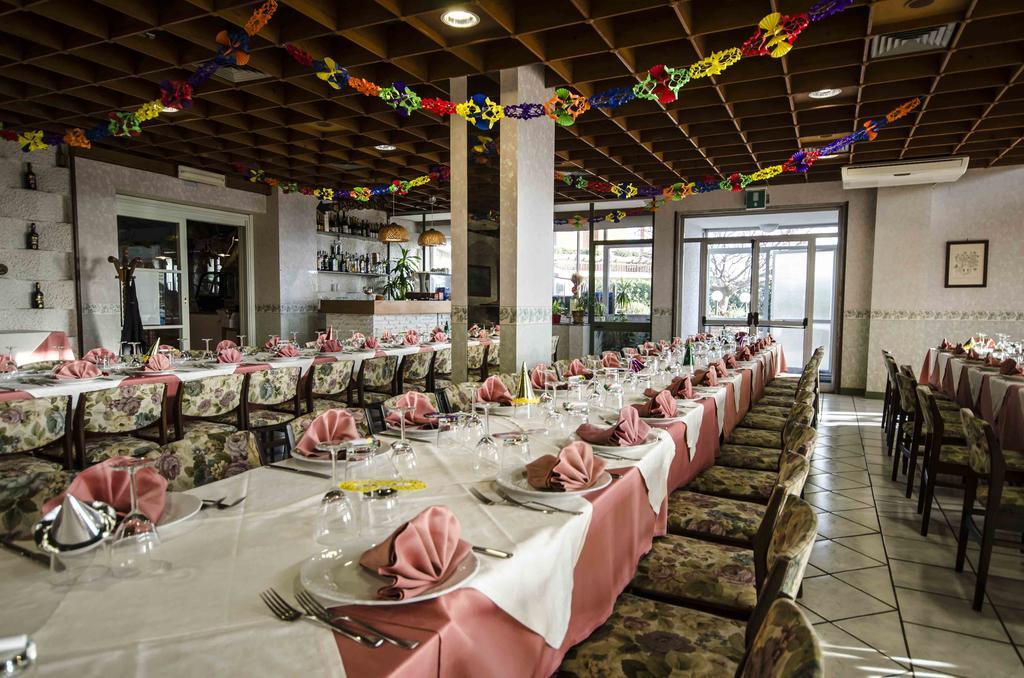 טרקיניה Hotel Tarconte מראה חיצוני תמונה