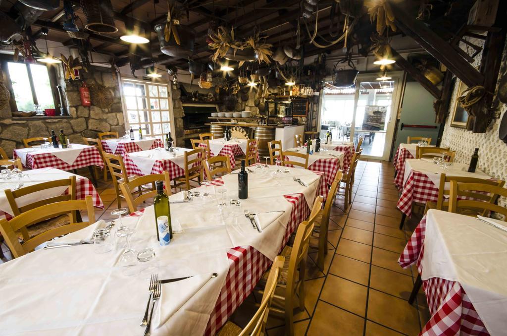 טרקיניה Hotel Tarconte מראה חיצוני תמונה