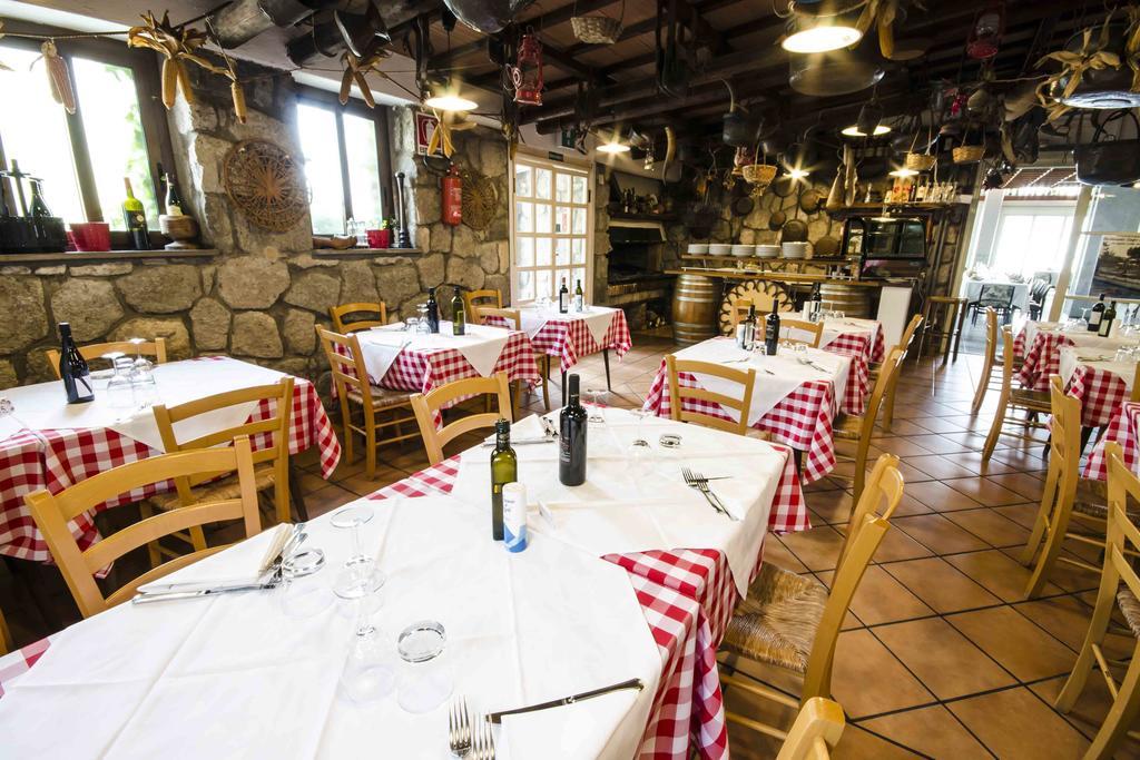 טרקיניה Hotel Tarconte מראה חיצוני תמונה