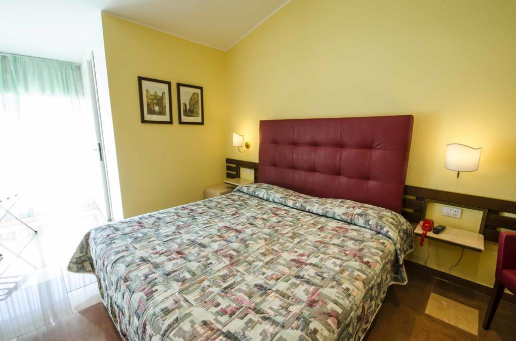 טרקיניה Hotel Tarconte מראה חיצוני תמונה