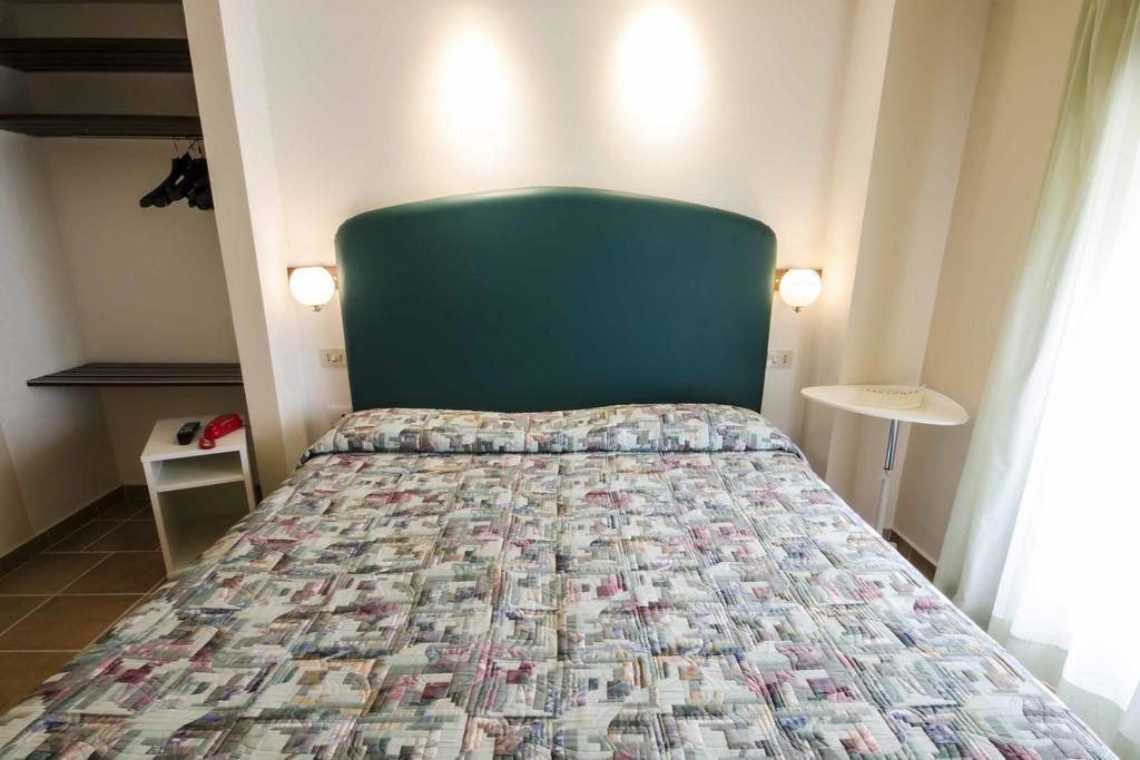 טרקיניה Hotel Tarconte מראה חיצוני תמונה