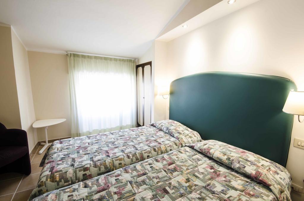 טרקיניה Hotel Tarconte מראה חיצוני תמונה