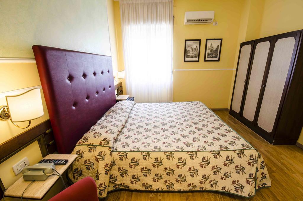 טרקיניה Hotel Tarconte מראה חיצוני תמונה
