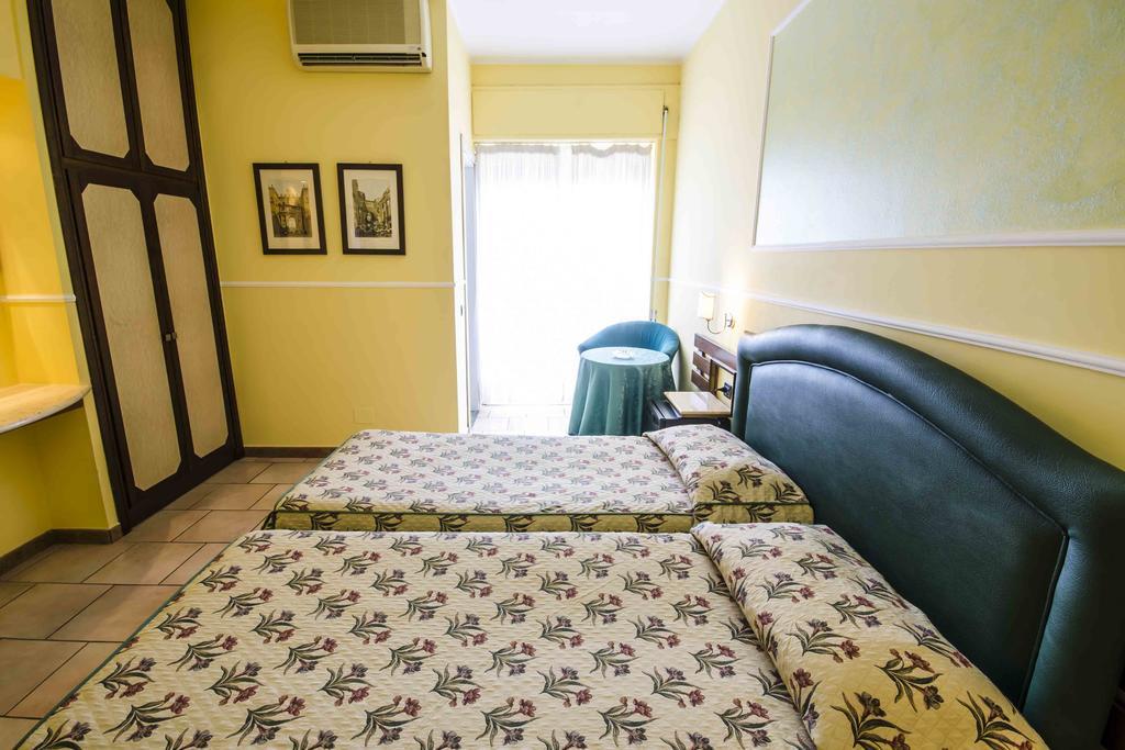 טרקיניה Hotel Tarconte מראה חיצוני תמונה