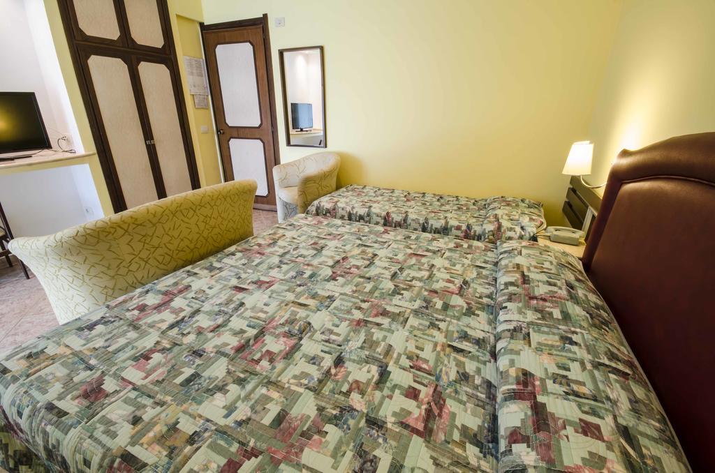טרקיניה Hotel Tarconte מראה חיצוני תמונה