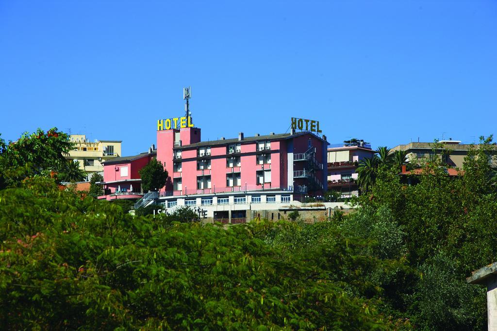 טרקיניה Hotel Tarconte מראה חיצוני תמונה